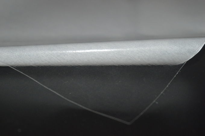 Γαλακτώδης διαφανής 0.03mm πάχους ταινία κόλλας λειωμένων μετάλλων πολυουρεθάνιου καυτή για τα σύνθετα υφάσματα 6 Leater ή Textlie