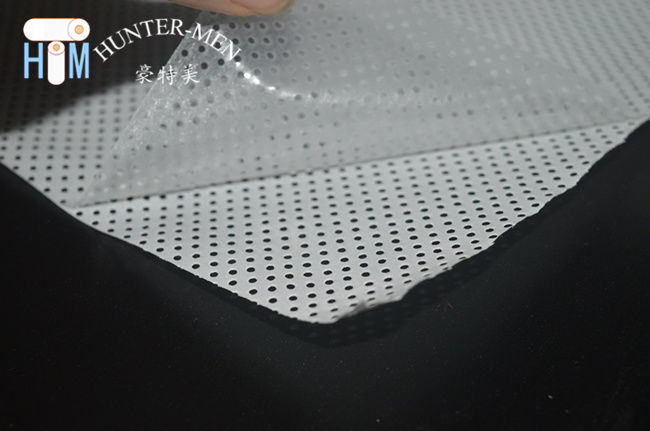 Γαλακτώδης διαφανής 0.03mm πάχους ταινία κόλλας λειωμένων μετάλλων πολυουρεθάνιου καυτή για τα σύνθετα υφάσματα 11 Leater ή Textlie